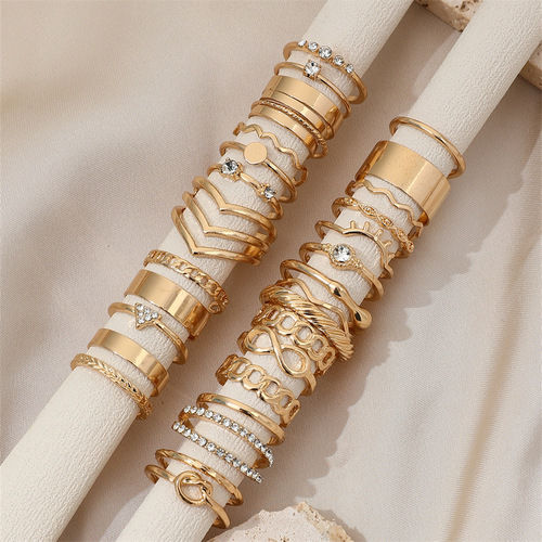 European and American cross-border new style 8-shaped diamond ring mixed batch pearl ring female small group high-end joint ring multi-piece set 