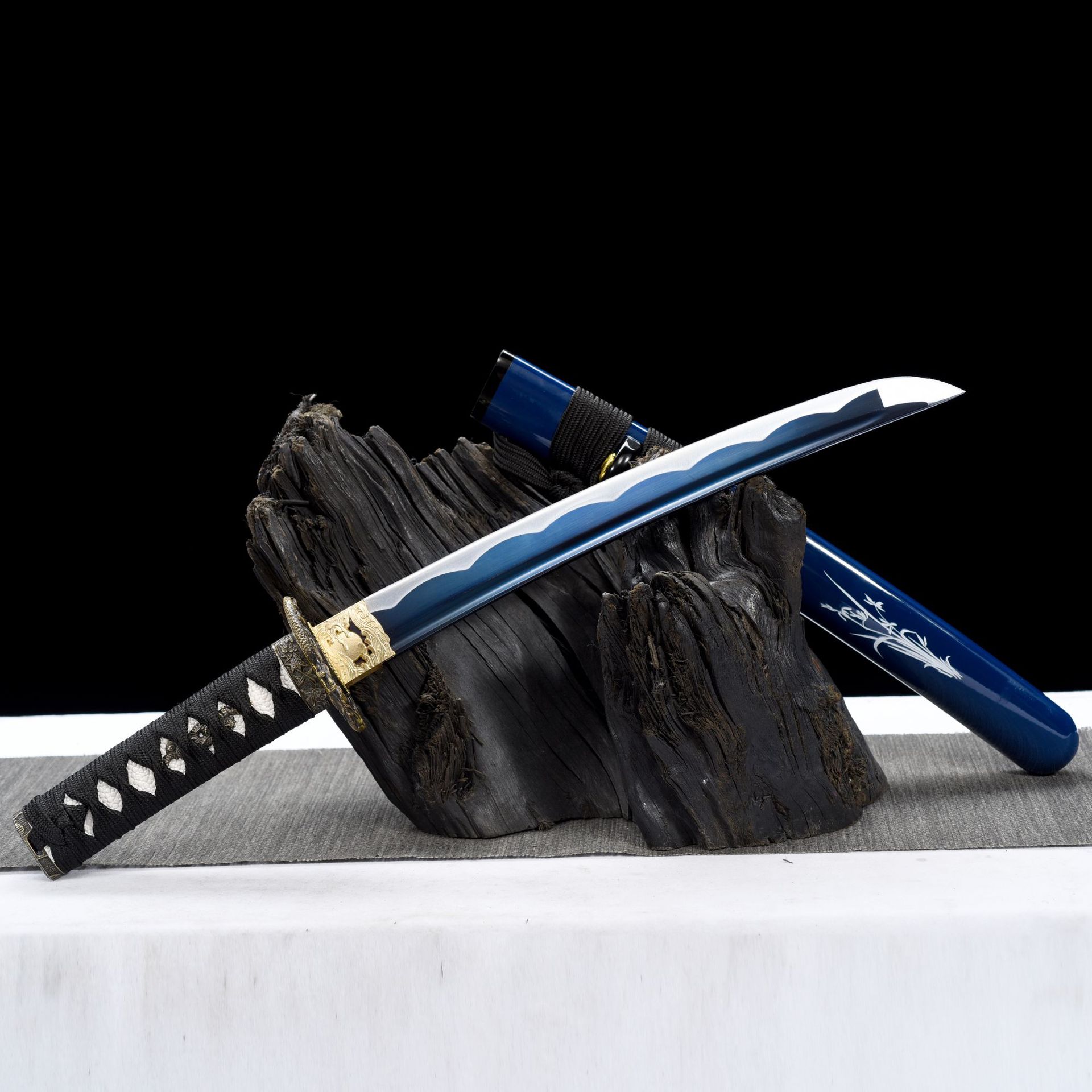 龙泉市刀剑1045钢一体肋差日式指挥刀影视冷兵器短刀硬宝剑未开刃