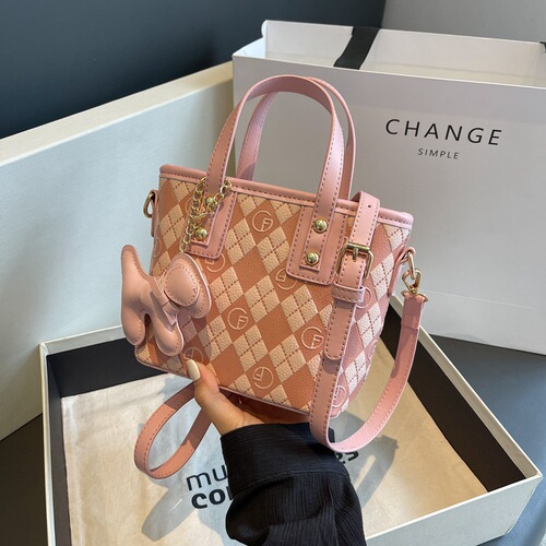 Niche color matching rhombus handbag for women  new style simple trendy fashion bucket bag casual versatile crossbody bag