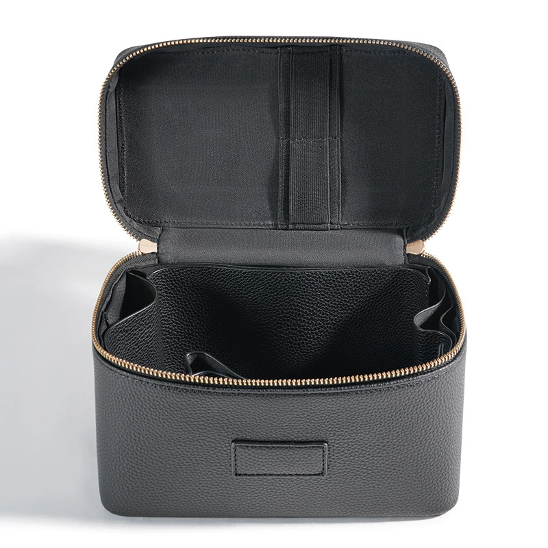 Ручная вместительная косметичка из искусственного кожзама черный organizer bag 2025 год