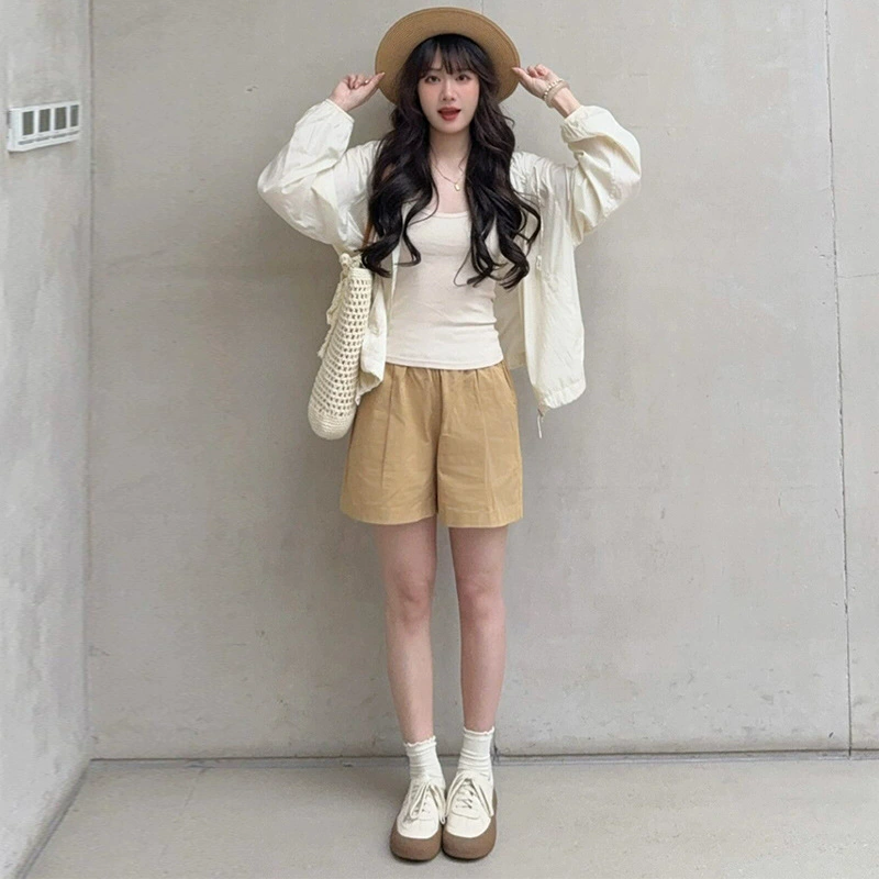 Женские шорты цвета хаки из хлопка и льна, летние тонкие повседневные спортивные шорты с высокой талией для похудения и широкими штанинами.