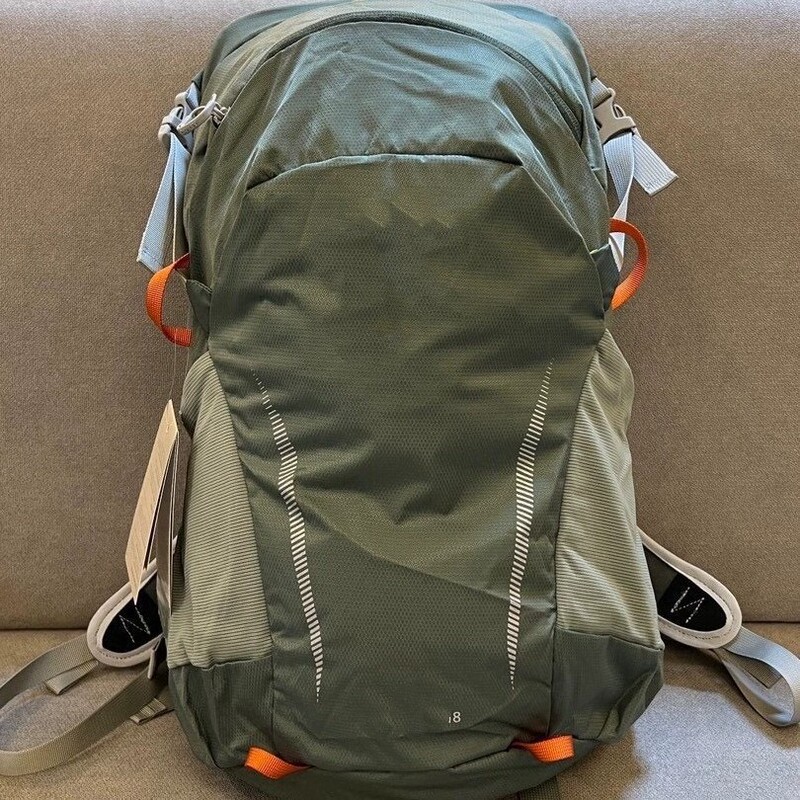 26L 双肩包 骇客 暴风 日光 男女户外背包 登山包 徒步双肩包 28L|undefined