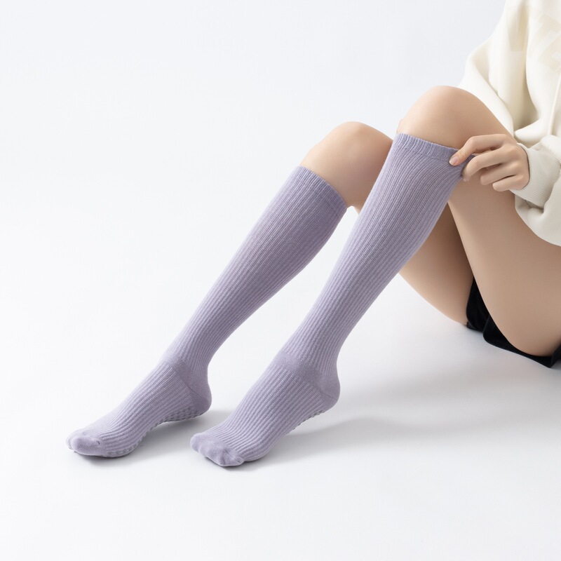 2022 Autumn and Winter New Mid-barrel Yoga Pressure Socks Simple Solid Color Pilates Socks Non-slip Tight Binding Plastic Versatile