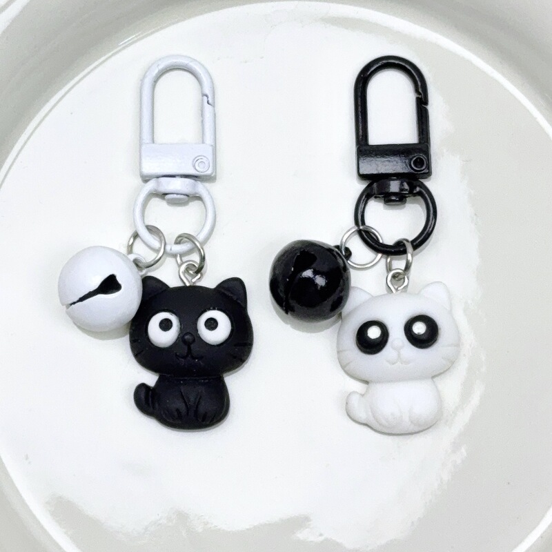 Black and White Kitten Cute Bell Keychain Pendant Backpack School Bag Pendant Daily Simple Personalized Girl Jewelry