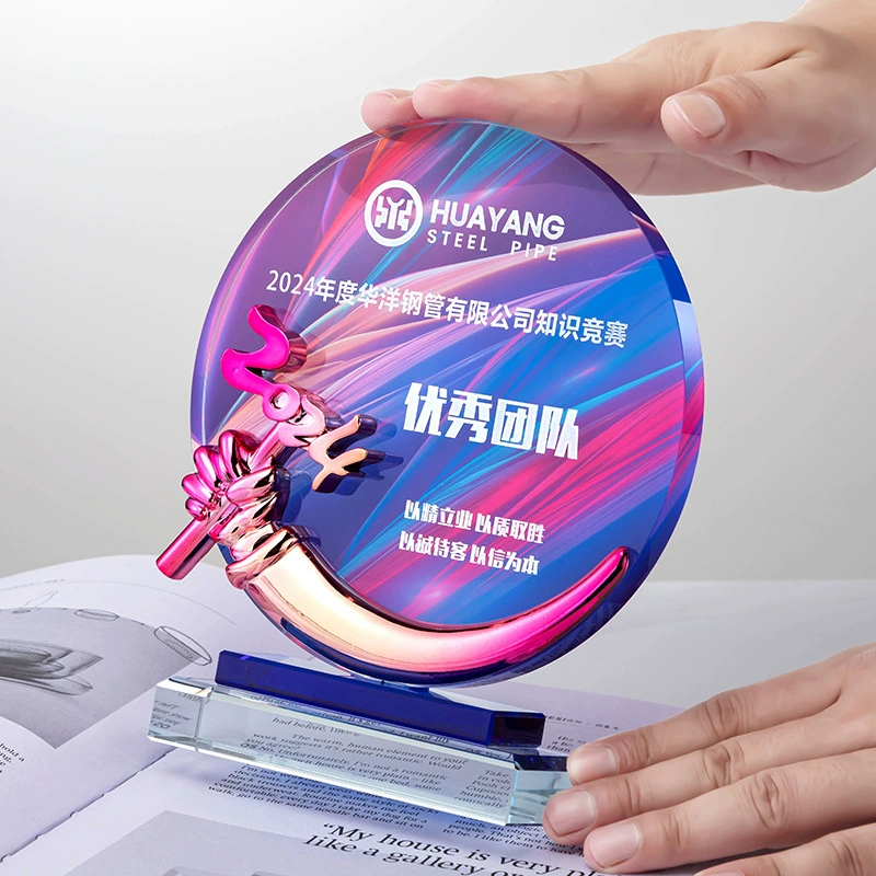 2024 новые хрустальные смоляные трофеи