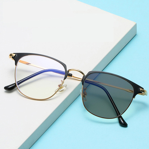 New fashionable plain mirrors for big faces, slimming, metal square glasses frames, women's street photography, color-changing anti-blue light glasses