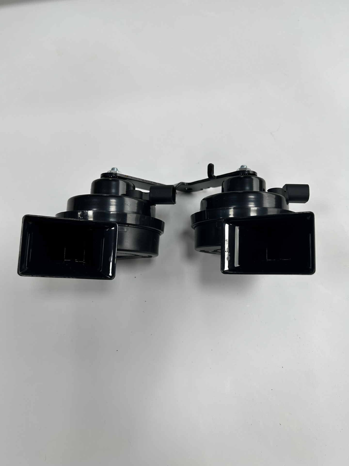 Car Snail Horn Loudspeaker 1109660-00-A 1622755-00 for Tesla Model 3