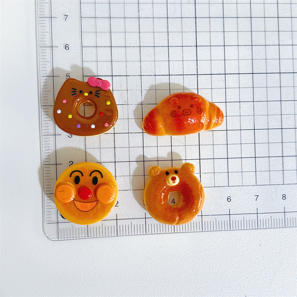 시뮬레이션 고양이 빵 음식 놀이 diy 작은 보석 크림 접착제 액세서리 머리핀 구멍 신발 버클 장식 수지 액세서리