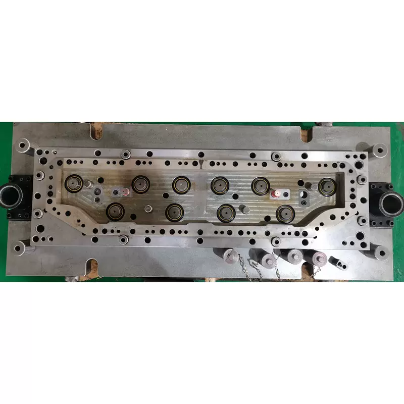 工厂东莞深圳精密五金产品拉伸冲压汽车件连续模具加工