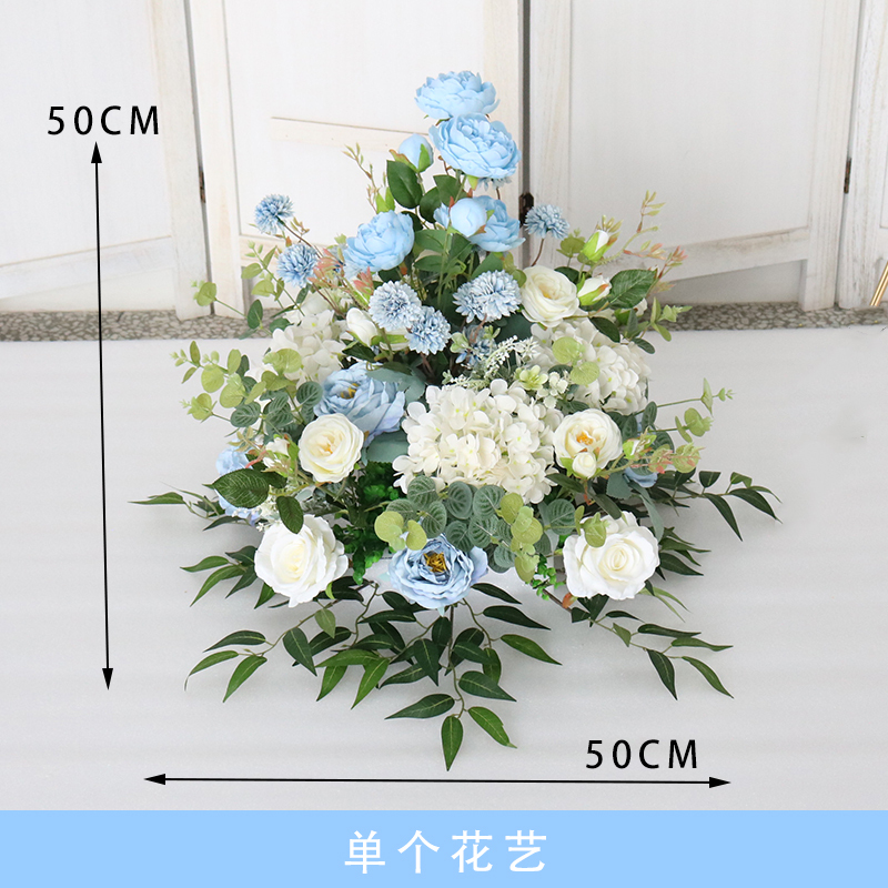 新商品の花芸がオープンした花かごの花球は客を迎えます。|undefined