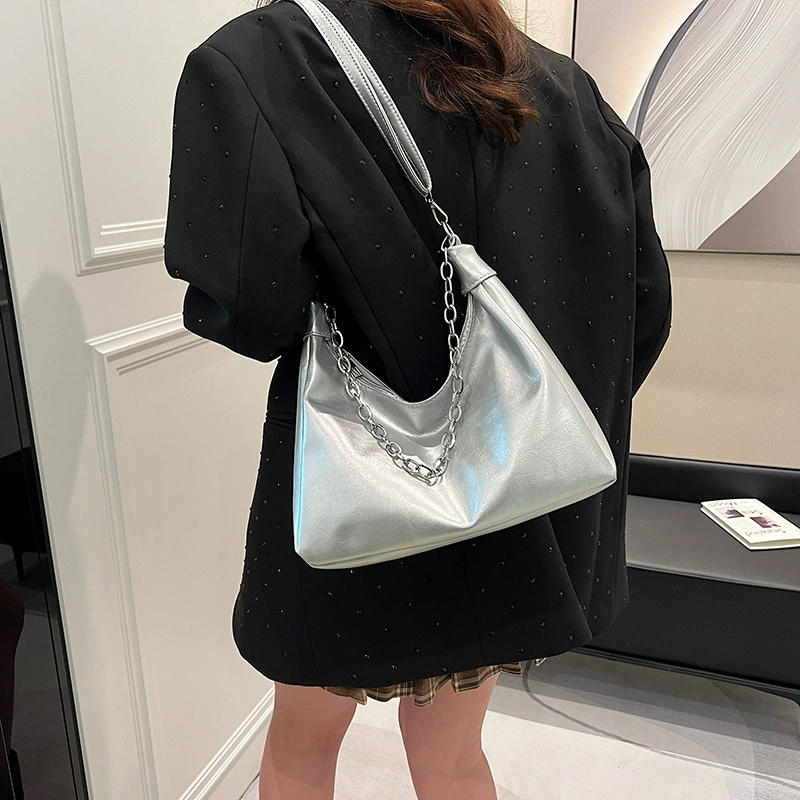 Capacious trend shoulder bag, high-quality style
