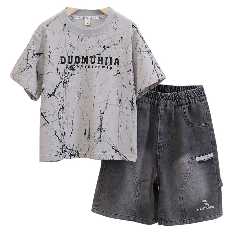 7250 Traje de manga corta de verano para niños 2025 Nuevo estilo Camiseta con estampado de estilo occidental Pantalones cortos Traje de dos piezas Verano Red 3