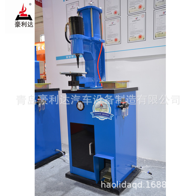 供应QY-6 型重型卡车客车制动蹄片铆接机，青岛豪利达牌