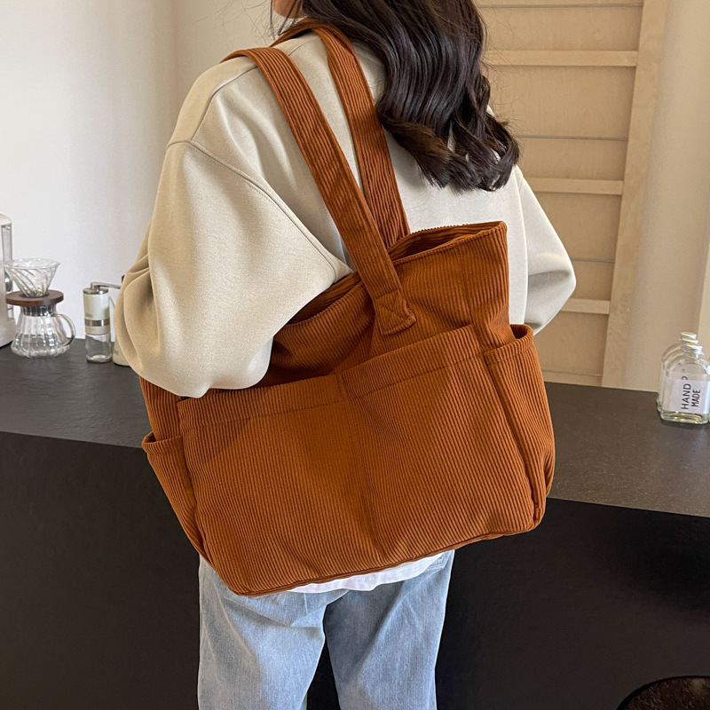 Cross-border Korean-style Large Capacity Tote Bag New Velvet Fashionable Casual Underarm Bag Trendy Commuter All-match Shoulder Bag