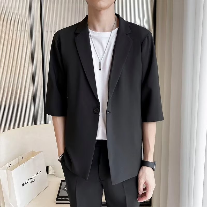 짧은 검정색 정장(단품)