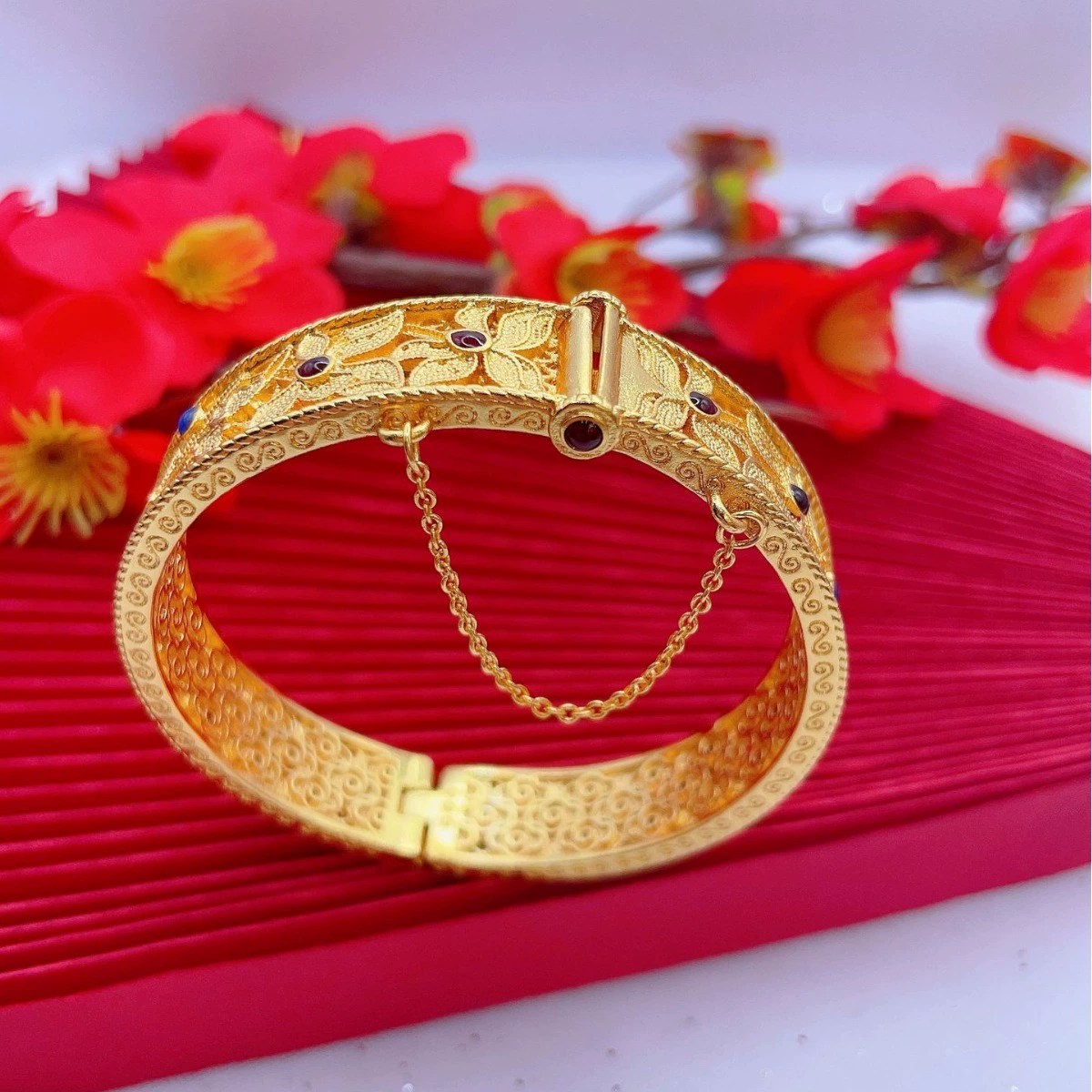 Retro enamel, bracelet, orchid