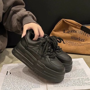 ���ߺ��С��ЬŮ��2025�¿�ٴ�С�����e���Ь�ٴ�r�ЌW����Ь