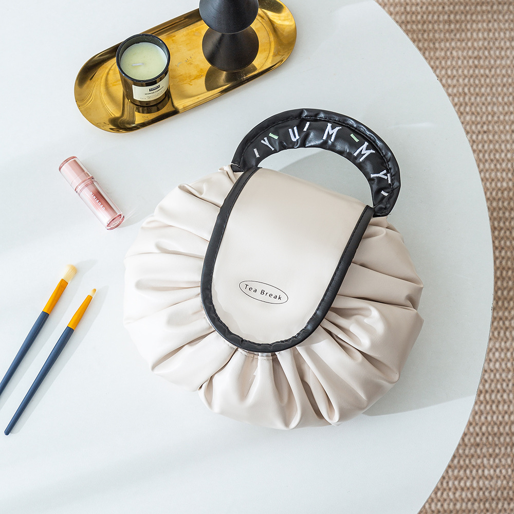 Bolsa de maquillaje de lujo ligera de alto nivel, bolsa de lavado de la mujer, bolsa de mano de gran capacidad, almacenamiento portátil a prueba de agua