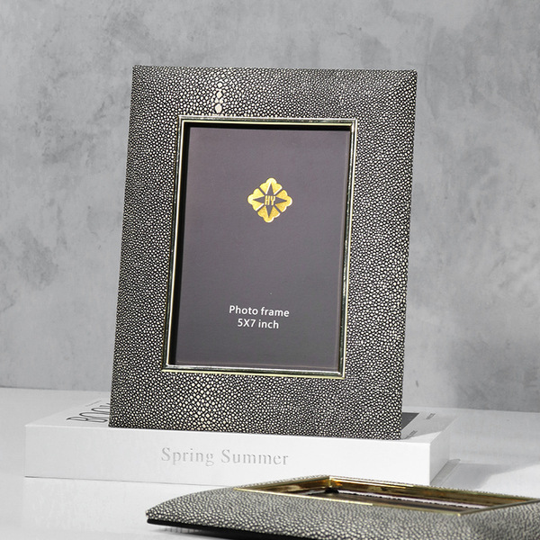 Modern and minimalistic table photo frame for bedroom