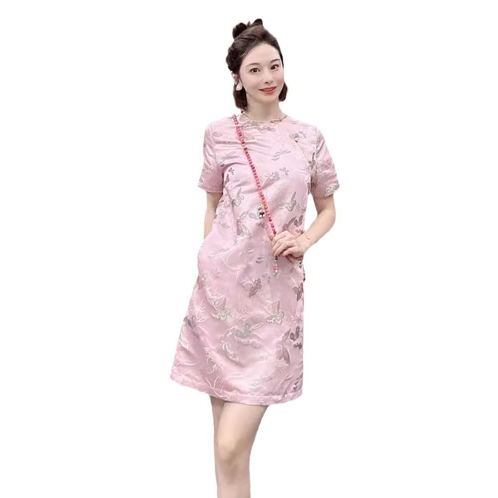 Đầm maxi sườn xám cách tân hoa nổi hồng phong cách Trung Quốc mới — Váy liền hoa nổi màu hồng