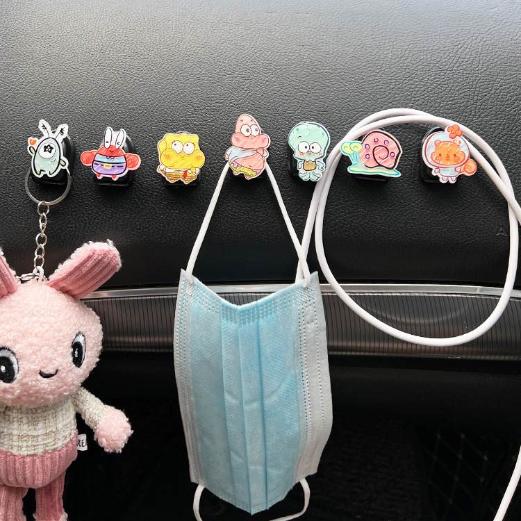 Pequeño gancho delantero del automóvil, gancho de enganche multifuncional para la silla de la mujer, gancho de enganche de cola adorable en línea