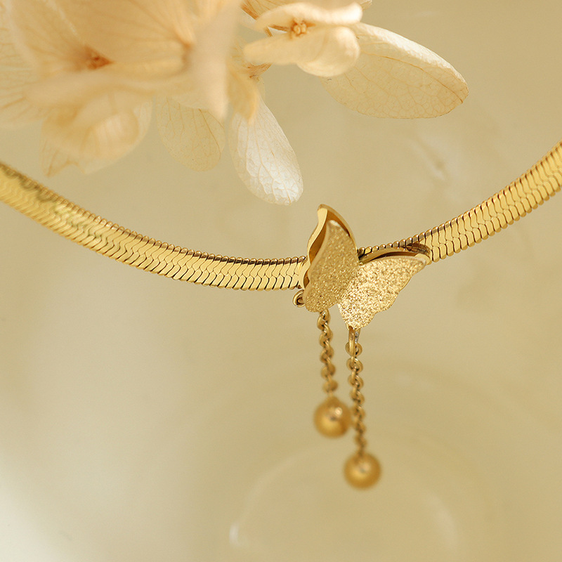 Klingenkette Frosted Butterfly Quaste Stahlperlen Sexy Halskette Mori Elegant Sanfte Nischenpersönlichkeit Schmuck_voghion.com