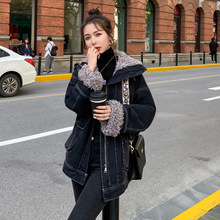 实拍工装牛仔棉衣外套女2025冬季新款大翻领宽松羊羔毛加厚派克服