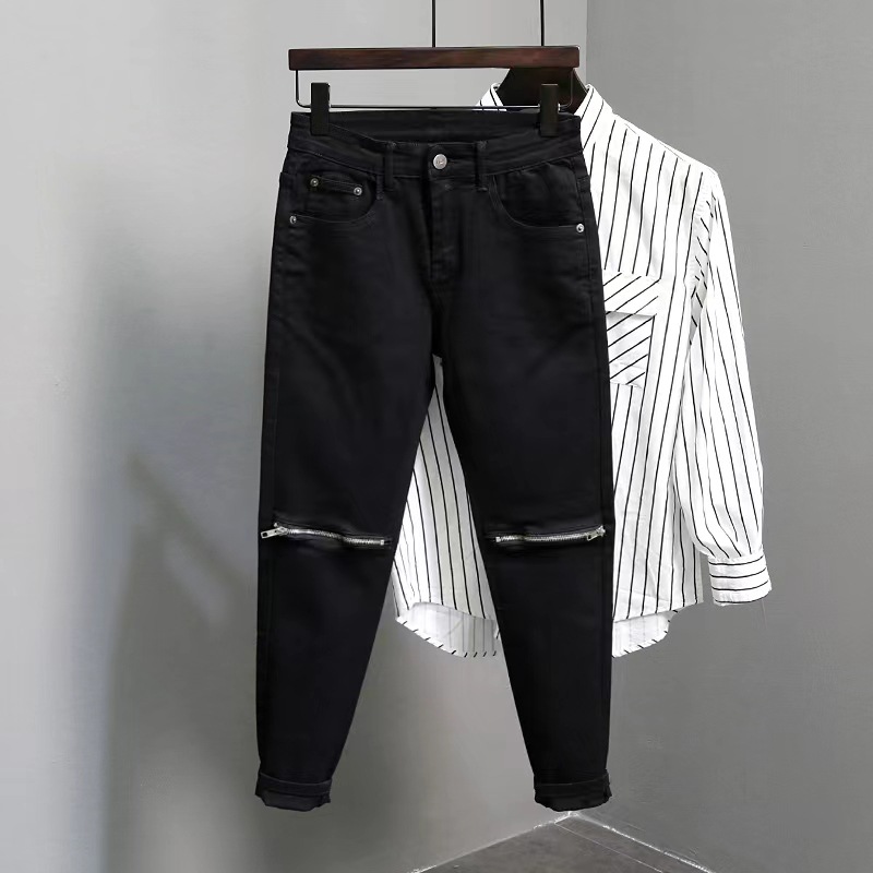 Cropped Ripped Jeans Image 3