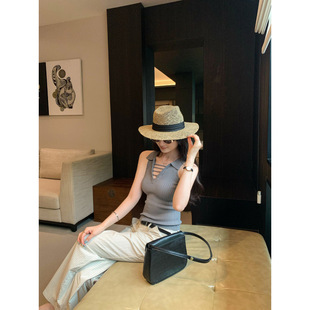 ���ĈD��ײ���U��polo�I�o��ᘿ�����Ů2026�ļ��¿��@��¶������