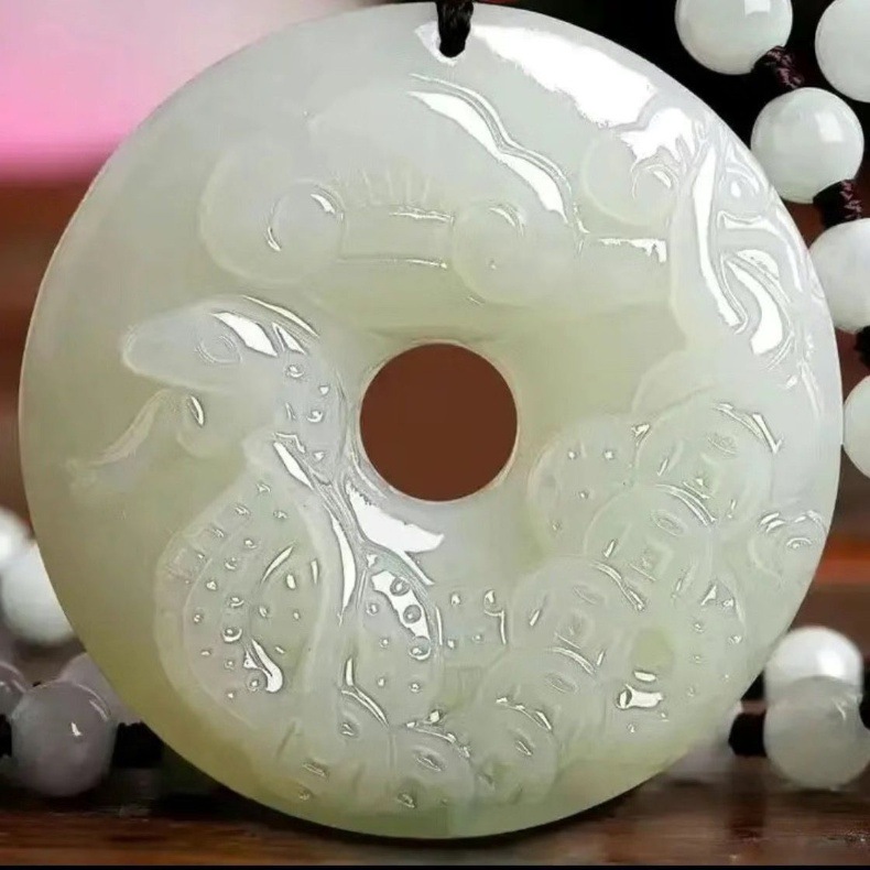 Mặt dây chuyền ngọc Hetian tự nhiên hình khóa an toàn 12 con giáp, đá tự nhiên Afghanistan — Cung hoàng đạo hổ, Ngựa hoàng đạo, Cung hoàng đạo bò, Lợn hoàng đạo chi tiết 7