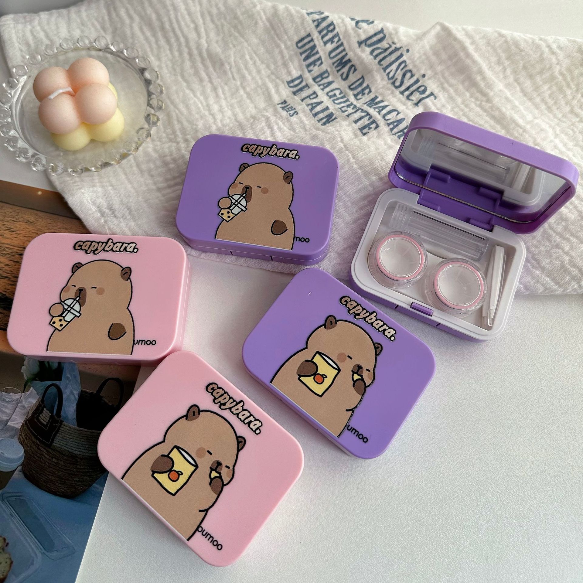 卡通图案隐形眼镜盒设计卡皮巴拉又懒有可爱又想摆烂的美瞳盒批发