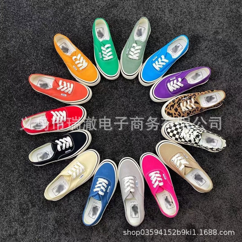 Vans Canvas Shoes 2026 New Model Men's and Women's Sports Shoes Era Trendy Soft-Soled Comfortable Low-Top Versatile Couple Style Vans Canvas Shoes 2026 New Model Men's and Women's Sports Shoes Era Trendy Soft-Soled Comfortable Low-Top Versatile Couple Style