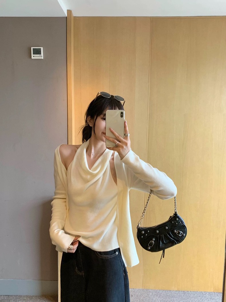 Yuanpai Bluepops2025 Autum New Swing Collar Halter Vest Elegant Knitted Cardigan Fake Two Pieces A5194