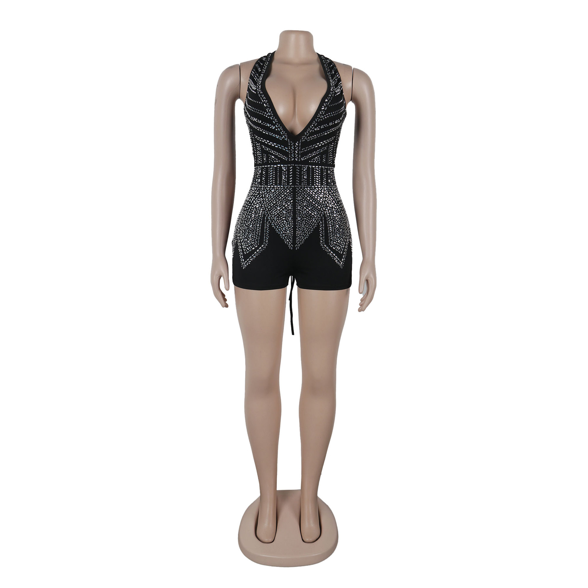 Combinaison short dos nu à bretelles et col licou pour femme avec diamants profonds_voghion.com