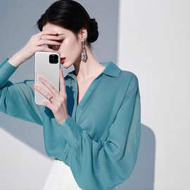 法式高级感气质轻奢蓝色衬衫2025春季新款漂亮小衫独特绝美上衣女