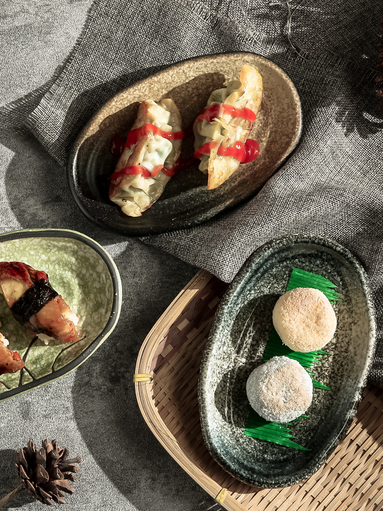 Bestselling New Color Fish Slice Plate Sushi Plate Japanese Tableware Side Plate Ceramic Plate Swirl Pattern Bone Plate Ice Cream Plate None