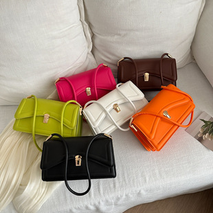 2026�ļ��¿�б��С����Ůײɫ�������к��s�r�����e����μ�Ҹ��