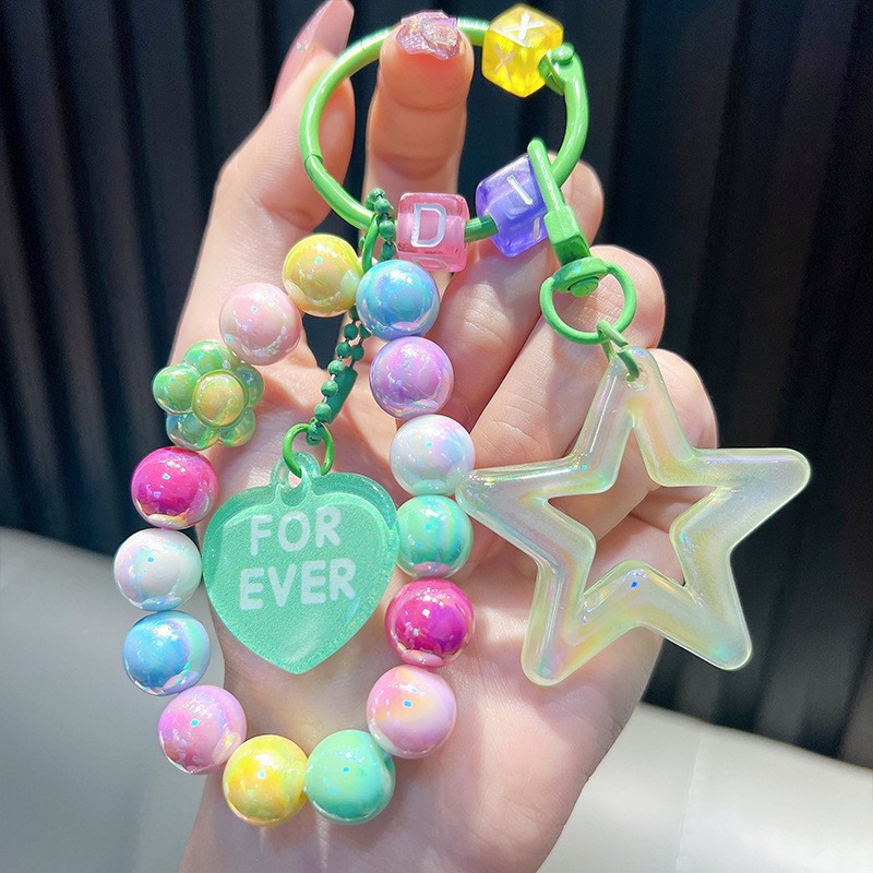 Cuentas de asiento osos colgantes de llaves de bolsos acrílicos exquisitos colgantes de llaves de automóvil colgantes pequeños regalos al por mayor