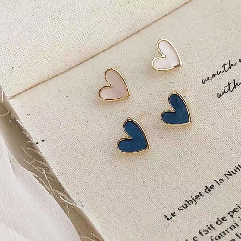1 Pair Sweet Heart Shape Alloy Plating Women's Ear Clips Ear Studs display picture 1