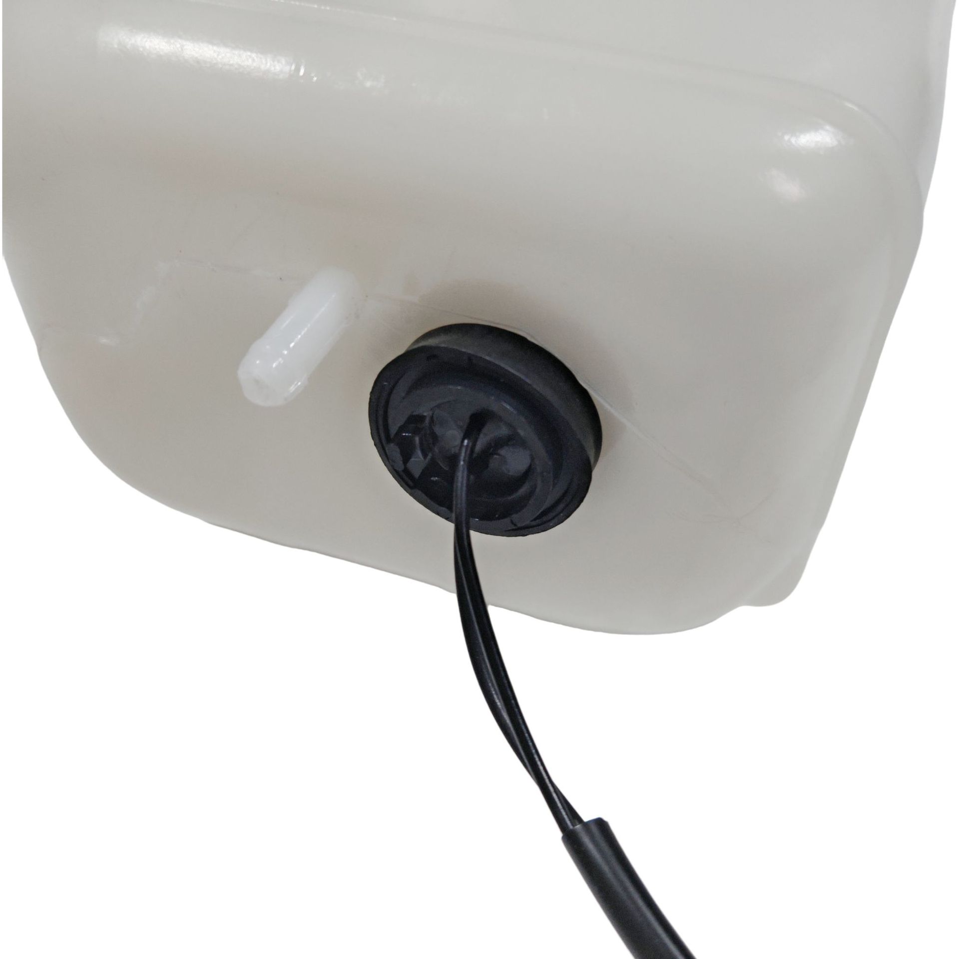 Suitable for Komatsu PC5/6 excavator auxiliary water tank and auxiliary water pot