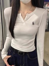 2025初夏穿搭正肩V领t恤女漂亮超好看小衫打底衫内搭短款上衣