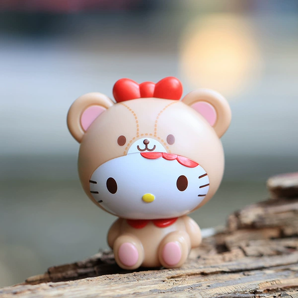 Kitty (cos bear)