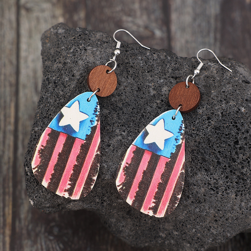 1 Pair Retro Color Block Printing Pu Leather Drop Earrings display picture 3