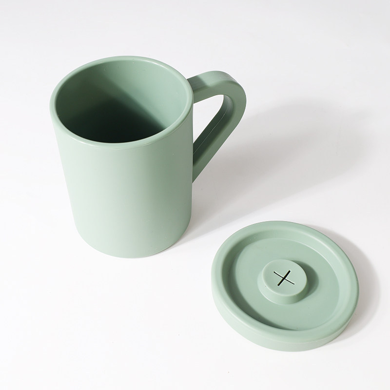 Taza de silicona suave segura y respetuosa con el medio ambiente, taza de agua a prueba de tragar, sala de conversación especial, taza dental especial, prisión especial, taza de prisión