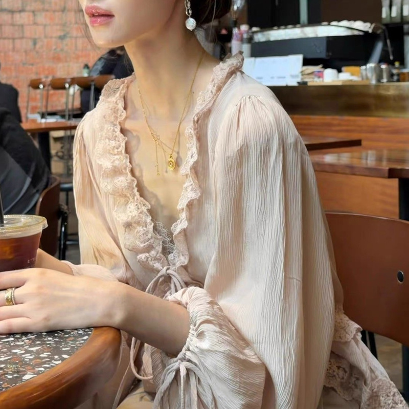 2026 Early Spring New Korean-Style Design Lace Trim Slimming Casual Versatile Commuter Skin-Friendly Shirt Top for Women 2026 Early Spring New Korean-Style Design Lace Trim Slimming Casual Versatile Commuter Skin-Friendly Shirt Top for Women