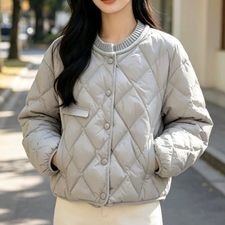 欧货针织拼接菱格羽绒服女短款2026新款白鸭绒小个子圆领保暖外套