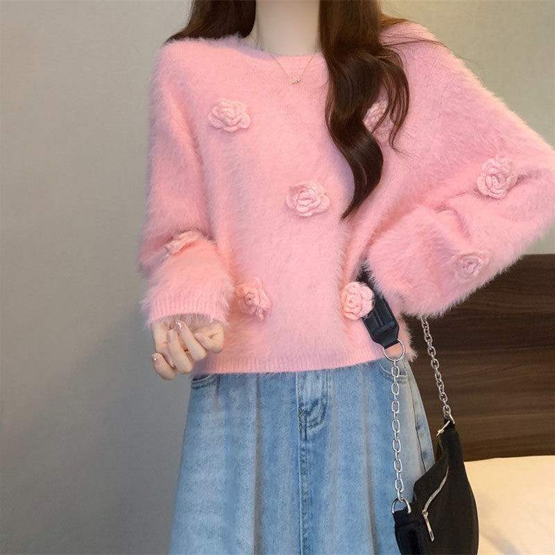 Pink fluffy and soft pullover sweater for women, new autumn and winter style, with a sweet rose design, short knitted top Pink fluffy and soft pullover sweater for women, new autumn and winter style, with a sweet rose design, short knitted top