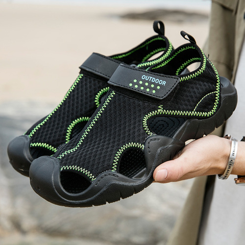 Large size Baotou sandals men's new summer mesh breathable outdoor casual shoes beach shoes hollow hole shoes for men