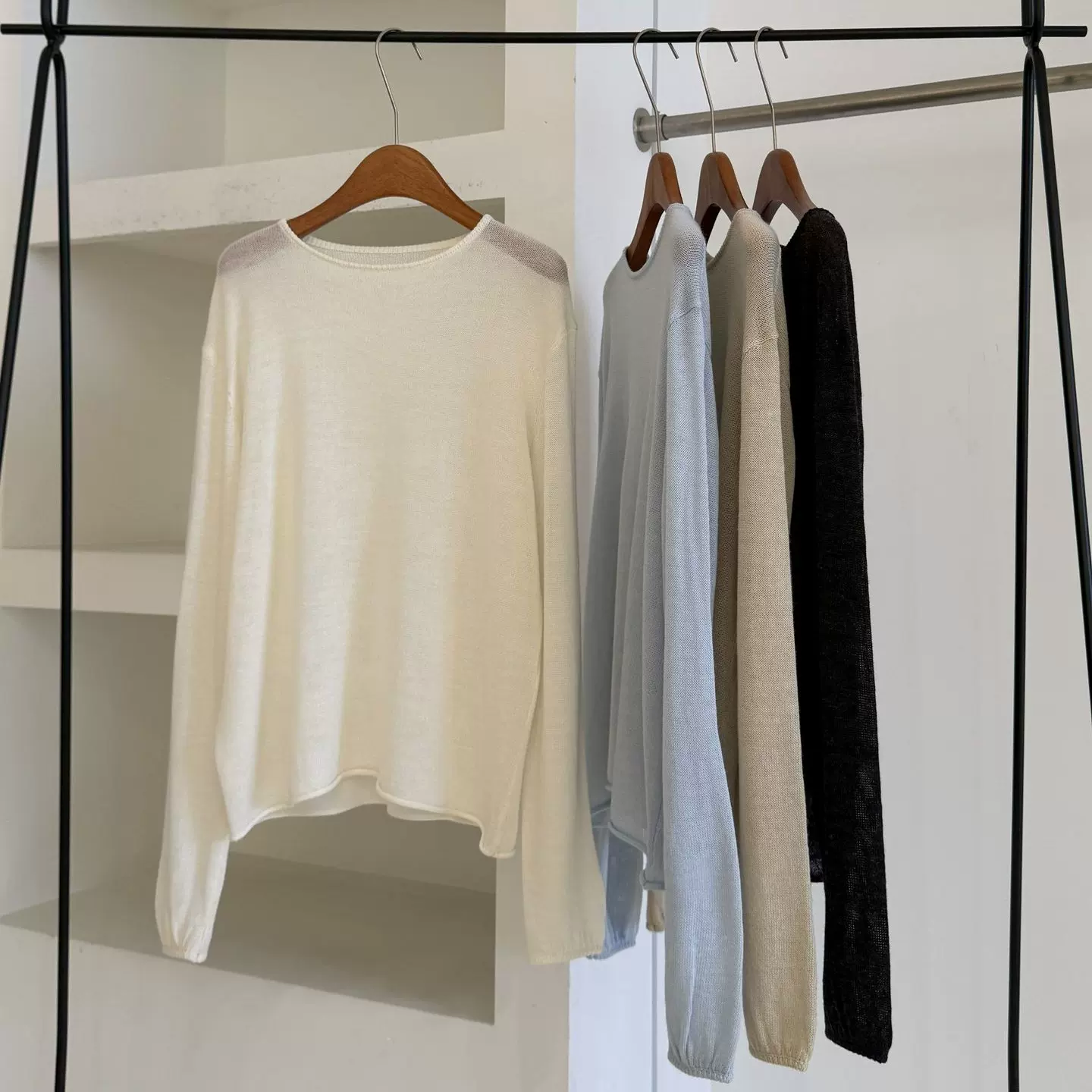 现货2026春季新款韩国东大门气质纯色慵懒风显瘦圆领针织衫上衣女