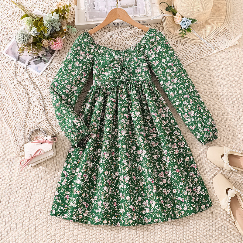 Ropa coreana de niñas 2025 otoño comercio exterior transfronterizo nuevo estilo de flores casuales cuello cuadrado vestido de mangas largas para niños